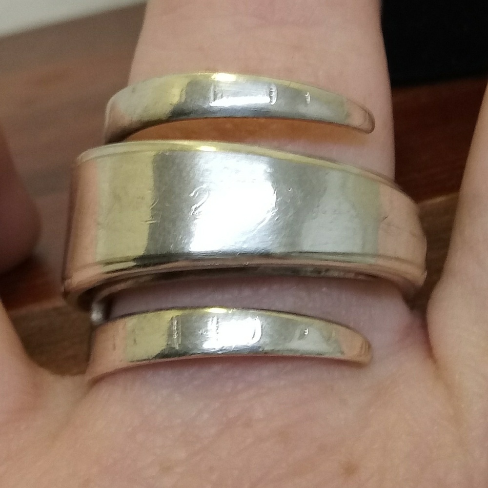 Fork Ring - Picture 3 of 7